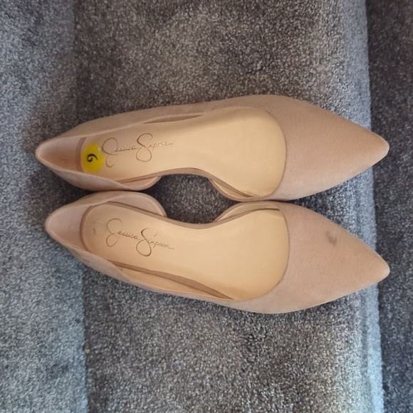 Jessica Simpson's flats - Picture 2 of 7